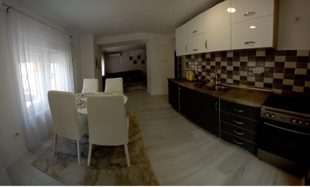 Aine Apartman - Old Bridge Mostar Buitenkant foto